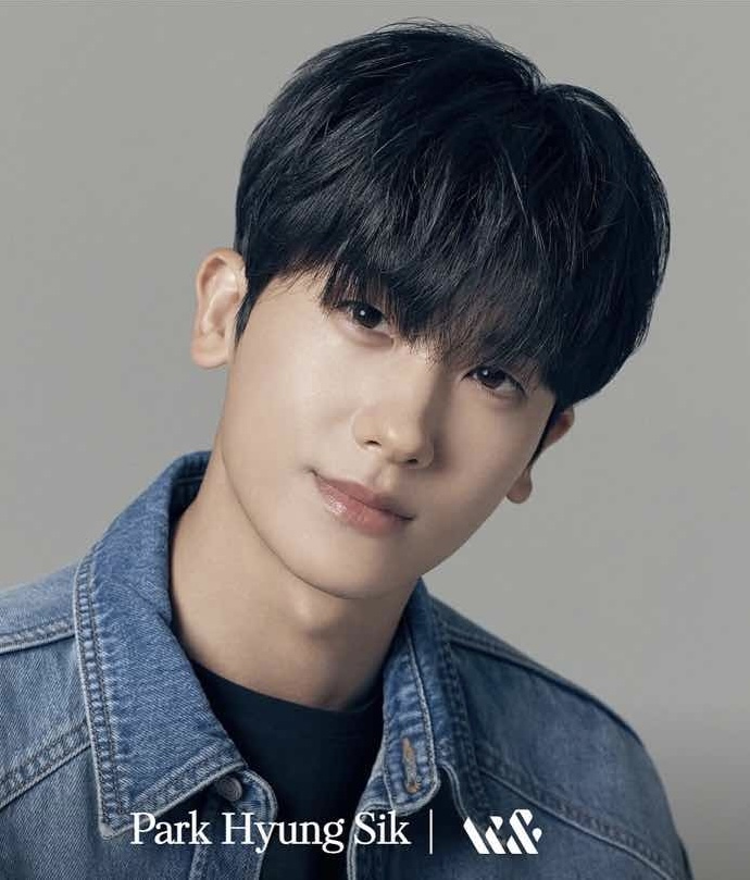 public/images/actor/profilePic/Park Hyung Sik-1487.jpeg